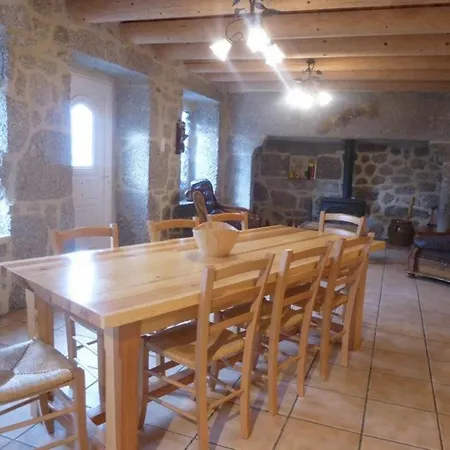 Maison De Charme Restauree Au Bord D'un Ruisseau Avec Terrasse, Proche Activites De Plein Air Et Confort Moderne - Fr-1-582-225 Le Cheylot
